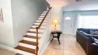 Skyline Breeze - Minutes from downtown Jensen Beach