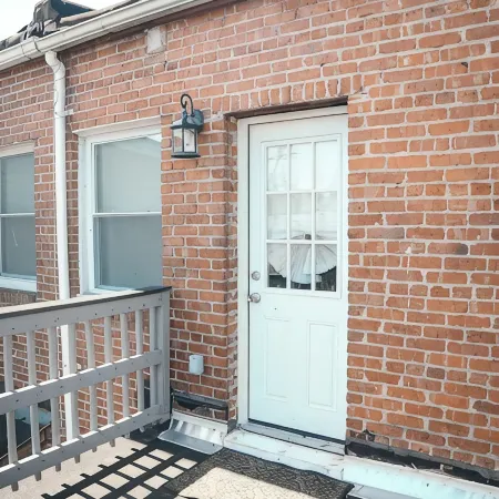 Charm City Luxury 4 Bedroom Brick Home