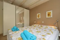 Sunnybeachhouse aan het Bos, Tussen zee en Meer - Homestays