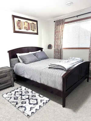 Cozy and Charming Amber Valley Haven in Fargo