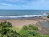 Beach Front - Spectacular Ocean Views!