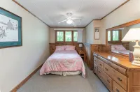 Cozy Family-Sized Condo Close To Everything - 2-Star