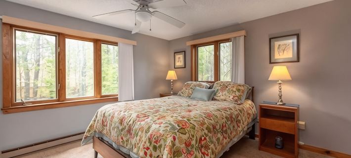 Cozy Family-Sized Condo Close To Everything バートレットのホテル