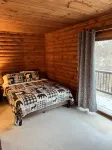 Rustic; Lodge Perfect Gateway; golf and lake - 4 stjerner