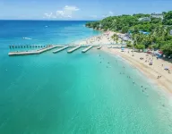 Reggaeton Vibes! Puerto Rico's Legend Suite, Just 4 mins from Crash Boat Beach - 2-Sterne