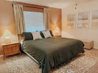 Cozy 4bd Home w/ 3 King Beds + EV Charger + Trailer Parking - 4-Star