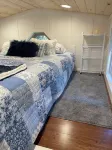 Tiny House with 2 lofts for sleeping. Just a mile from Grass Valley. - ブティック