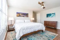 Fully Stocked and Spacious 2 Master Bdrms LOCATION, COMFORT, LUXURY -  Privatzimmer