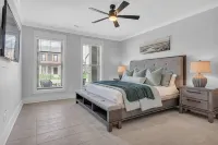 Luxury Massive Townhome, Pool, Elevator, Amenities - 4つ星