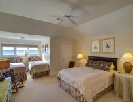 Great house with dock on Lake Murray SC.  Excellent for families, fishing, fun - 4-Star