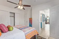 Tiny Home Getaway in Arizona-Mountain views in Rural Area - Mountain View