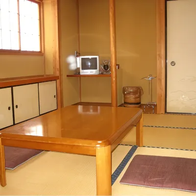 Minshuku Katanashi Hotels near 湯浴堂
