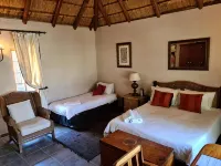 Khaya Africa Guesthouse - balcony