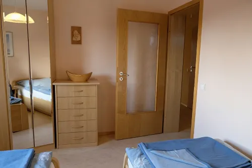Apartment in a green idyll on the edge of Chemnitz - Huoneistot