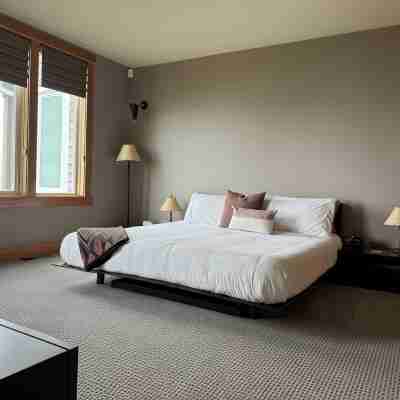 Ocean Front View in a Gated Community: Newly Updated/Added Bedroom Rooms