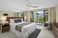Hanalei Bay Resort 52012 - Newly updated, Bay views, Private walk to beach & AC! - de playa