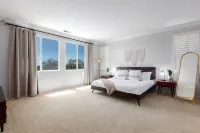 Sunset Paradise in Escondido, CA - 3성급