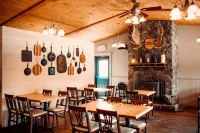 Denali Cabins - breakfast