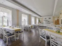 Hotel Schwaiger Hotels near Generali Arena