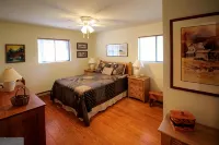 Relaxing Mountain Getaway with Hot Tub & Views! 6 minutes to Bryce Ski Resort - Alphydda