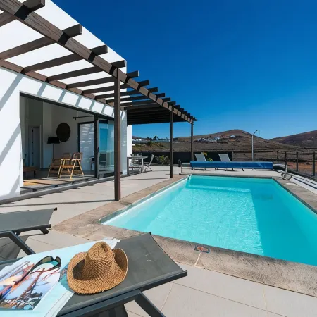 A Special Offer Villa with pool of 150m2.