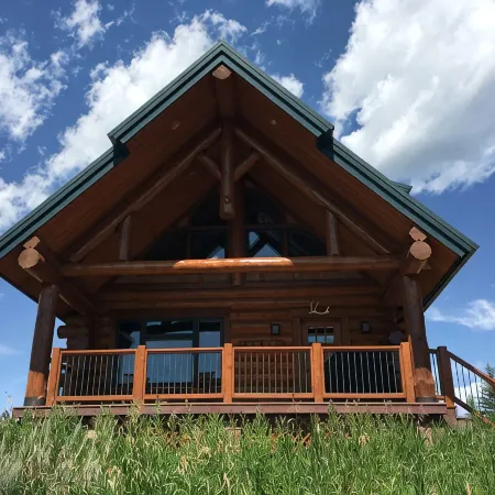 Beautiful upscale retreat for travelers who value beauty and seclusion.