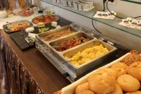 Hotel am Schloss Biebrich - petit déjeuner