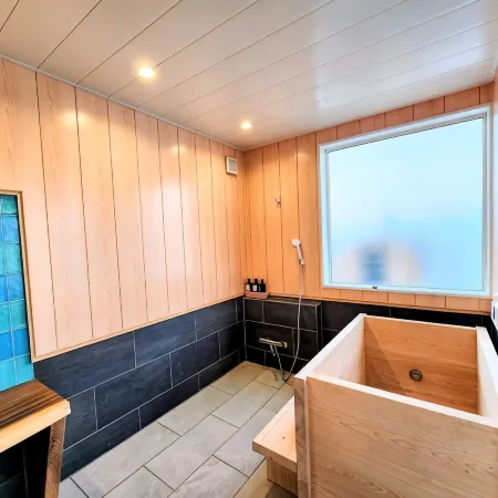 New! Luxury stay in a villa close to the beach in Itoshima, Fukuoka｜Sauna, hinoki cypress bath, BBQ