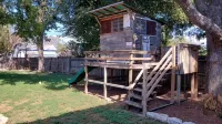 Family home with fenced yard 6 minutes to the Silos - 3-Star