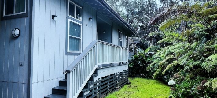Hale Malie - a peaceful rainforest retreat minutes from Volcano National Park! Hotels in Volcano