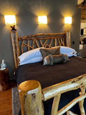 Romantic Retreat for Two: Make A Montana Memory! - Boutique