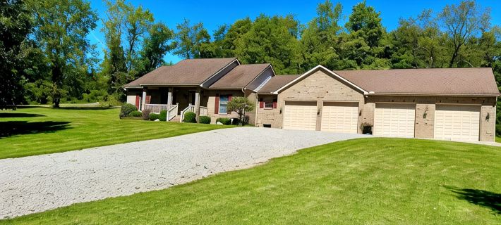 Luxury Old Man's Cave Home🌲Walking Distance to Hocking Hills Park with Hot Tub Hôtels à&nbsp;: Comte de Hocking