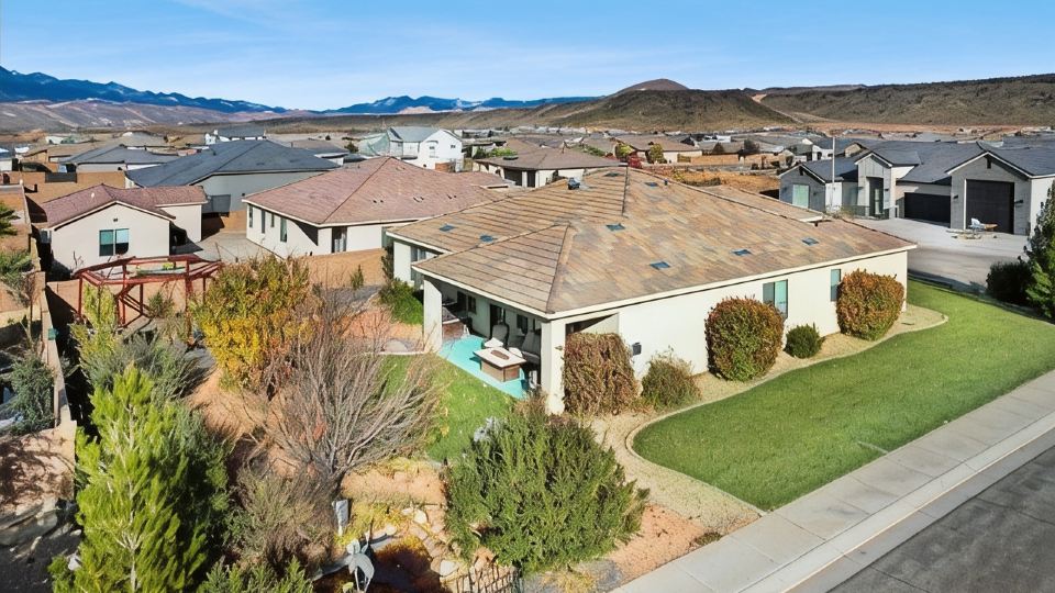 Elegant Home Perfectly Located to National Parks, Atv Trails, Water Parks