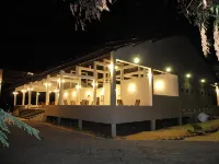 Hotel Naaval - พร้อมWifi