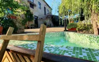Casa do Fundo - Sustainable & Ecotourism - Villas