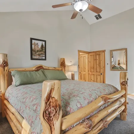 Lake House In Cascade w/ Hot Tub