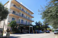 Ikaros Hotel Elliniko - Bãi biển