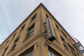 Commodore Hotel