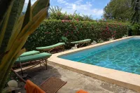 JoysVilla Family Holiday Home - piscine