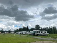 Airport Inn - parking