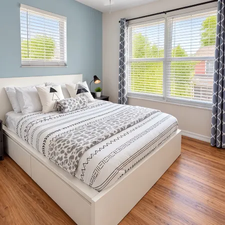 Sandy Feet Retreat 1A - Minutes to Sanibel - Pool - Fast WiFi - Free Parking