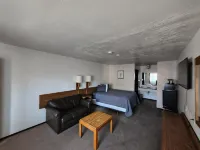 Jim Butler Inn & Suites - Pet friendly