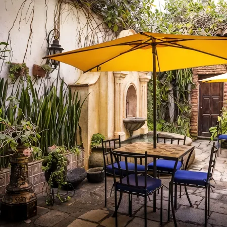 Hotel la Villa Serena Hotels in Antigua Guatemala