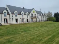 Logis Hôtel Sully le Château Các khách sạn ở Sully-sur-Loire