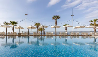Hotel Cimbel Hotels near Parc Municipal El Palmeral Elche