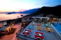 Apartments Grand Hotels in Свєті-Стефан