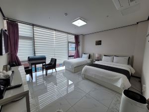 Yeosu Thestay Hostel