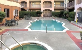 Ramada by Wyndham South El Monte