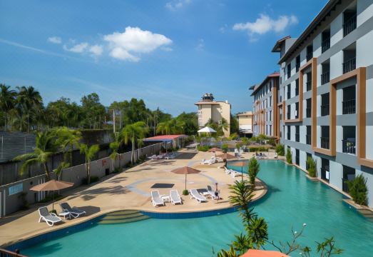 Tuana Hotels Casa Del Sol의 어린이 놀이터와 정원