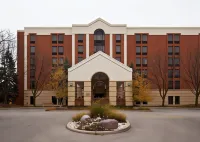 Radisson Hotel Schaumburg - Parkering